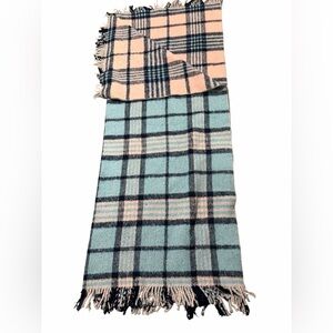 Plaid super warm reversible Blue and Pink/pink and blue blanket